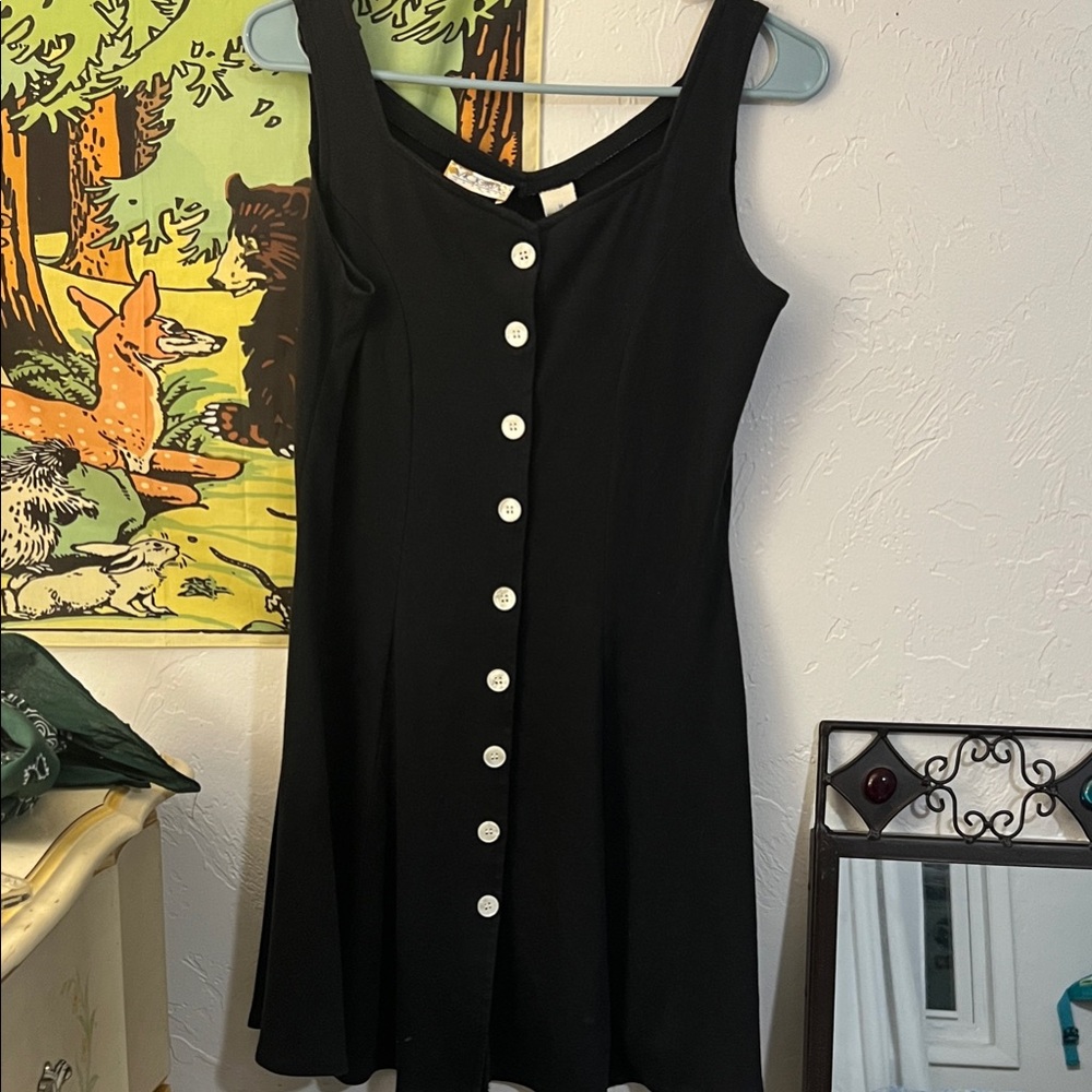 90s whimsigoth vintage black button down mini!